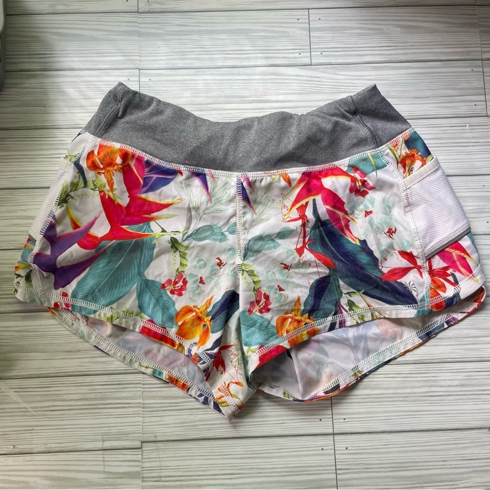 Athleta‎ TROPICAL LILIES READY SET GO SHORT 4" size xs